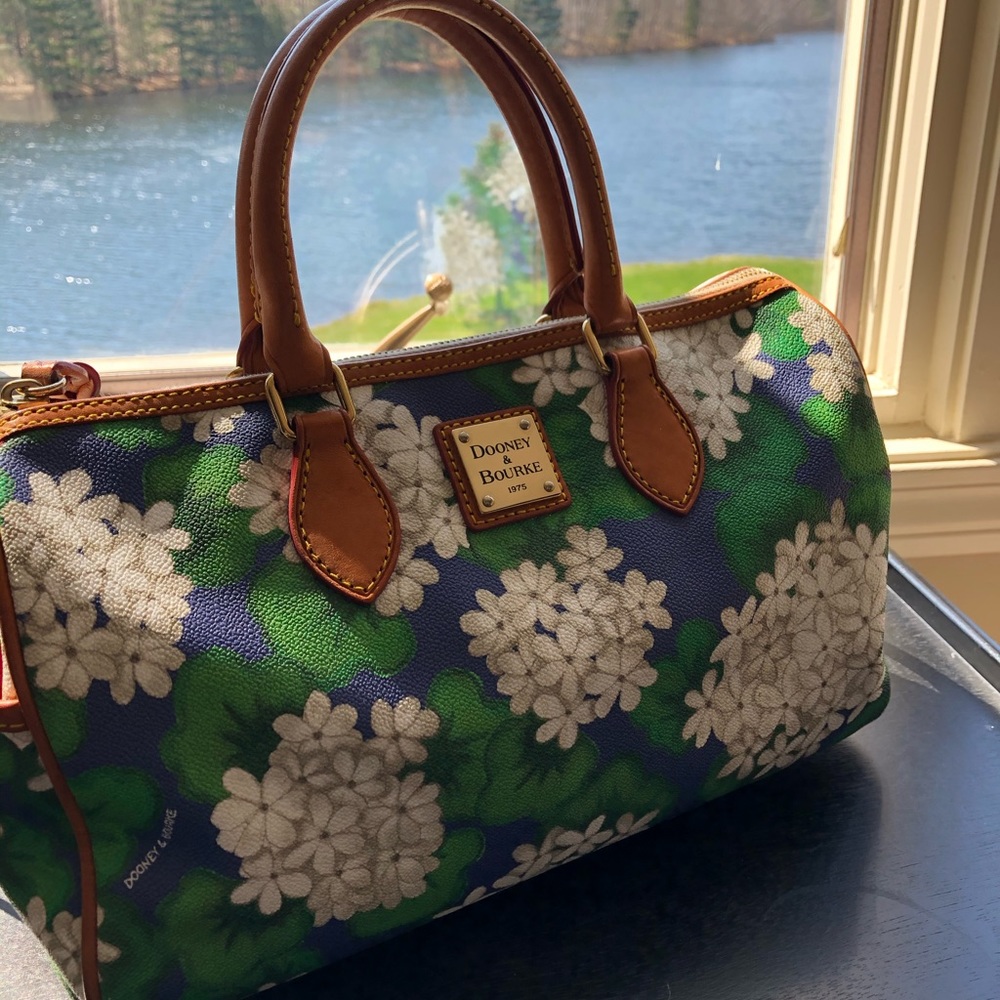 Dooney & Bourke spring floral bag